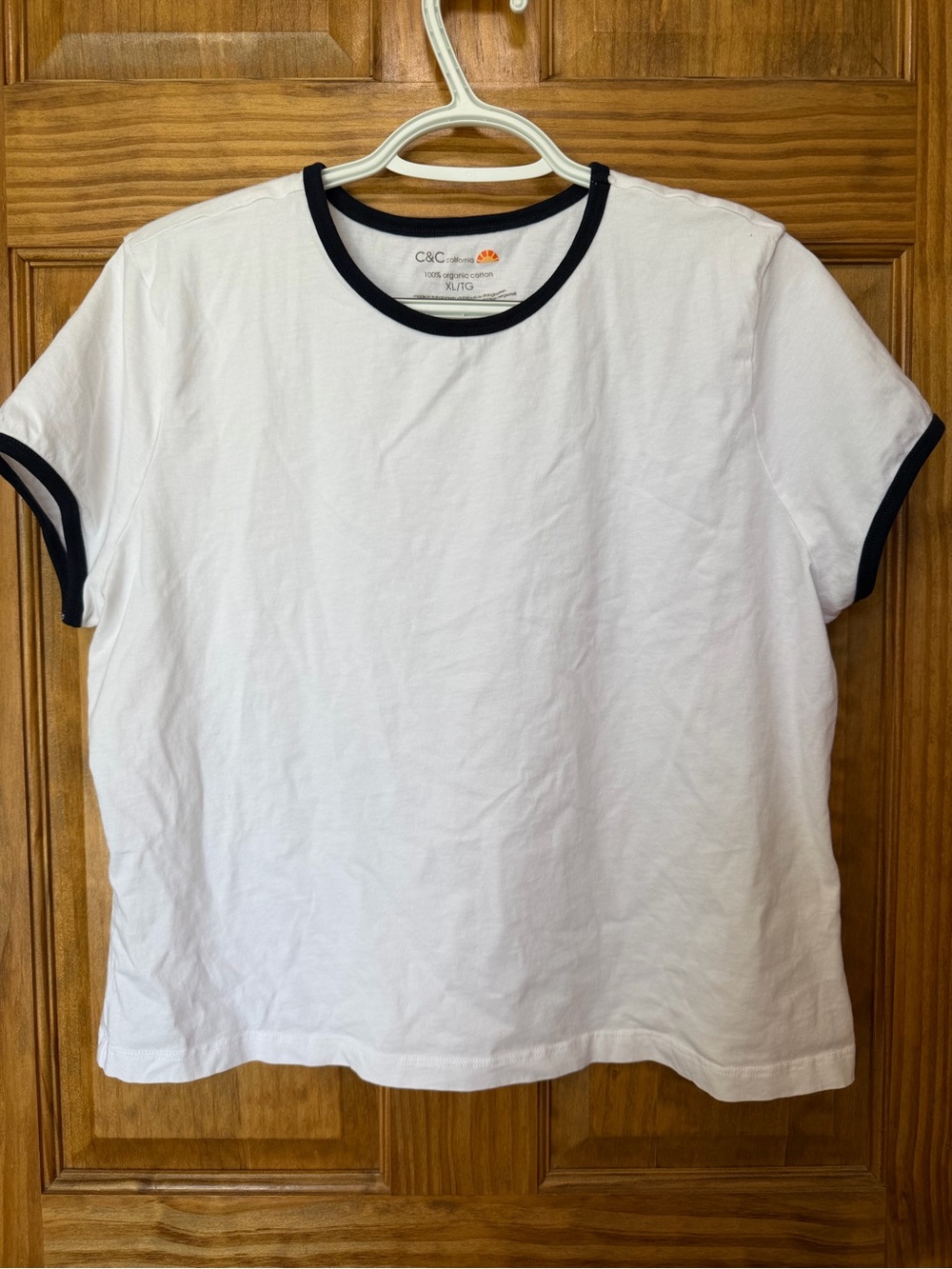 C&C California 100% Organic Cotton White Tee- Size XL